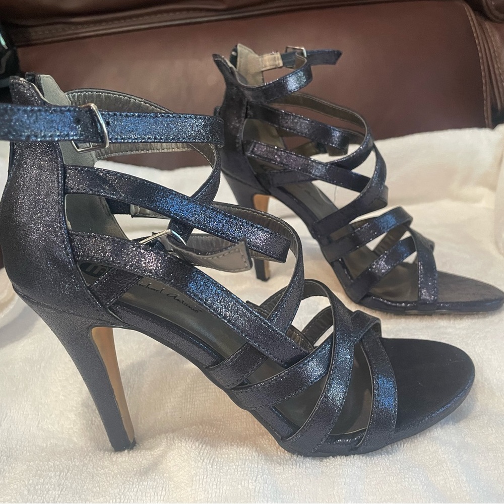 Navy 4 inch heels